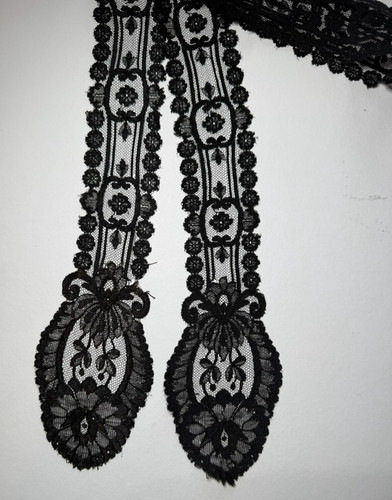 Dentelle ancienne fines - dentelle,