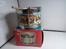 JOUET ANCIEN TAMBOUR ET BAGUETTES DANS SA BOITE ORIGINE DE MARQUE L.A.C IN ITALY