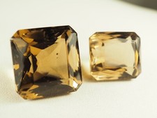 2 GROSSES PIERRES TAILLEES QUARTZ FUME ANTIQUE SMOKED CUT QUARTZ 18.4GR