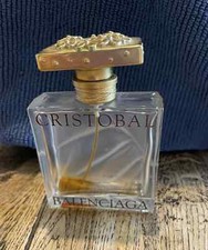 Bouteille de parfum vide . Cristobal de Balenciaga.