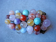 grappe de raisin multicolore pierre verre et métal doré à 2 feuilles