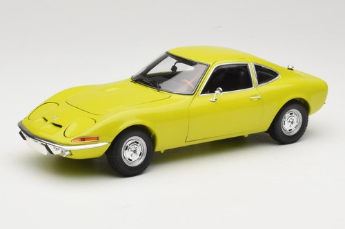 Opel yellow minichamps - opel,