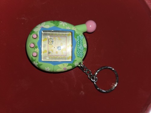 Tamagotchi connection green - tamagotchi,
