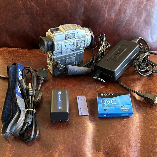 Sony handycam dcr pc110 - sony, minidv