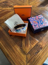 bracelet hermes certifié