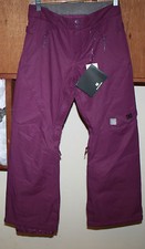 NWT DC ACE 14 KIDS SNOWBOARD