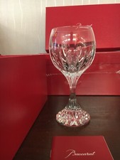 98 verres à vin rouge modèle Massena cristal Baccarat h: 16 cm(prix à la pièce)