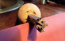 fleuron pour dorure sur cuir