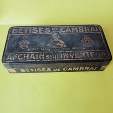 Boite ancienne Bêtises de Cambrai Afchain avec boutons anciens en vrac