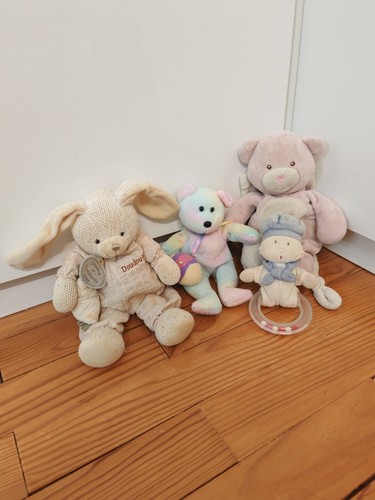Lot doudous peluches hochet - lot,