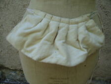 TOURNURE FAUX-CUL ANCIEN 