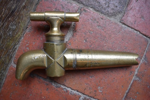 Ancien robinet laiton - robinet, en
