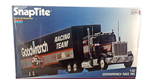 GOODWRENCH RACE RIG- CAMION KENWORTH- MAQUETTE NEUF MONOGRAM Réf 1090 -1/32