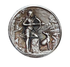 rare BOUTON Ancien XIX ème  DIANE Chasseresse Signé A. BARGAS 42 mm