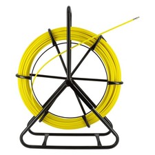 Aiguille tire fil sur