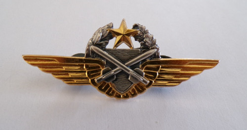 Insigne militaire brevet - insigne,