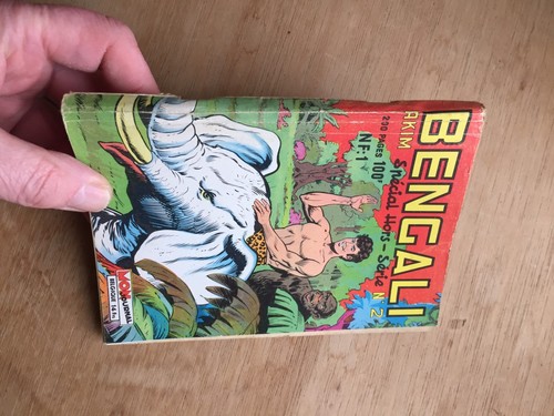 Petit format bengali mon - petit, bd