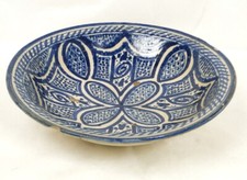 Plat creux en terre cuite