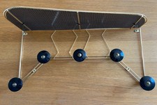 Étagère Porte manteaux en métal doré et noir années 1950 5 patères - Lg : 65cm