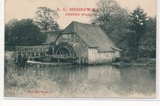 COGNAC : A. C. Meukow, le vieux moulin - tres bon etat
