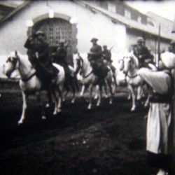 Film avec les - 16, burnous