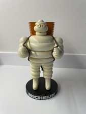 Bibendum michelin porte - bibendum,