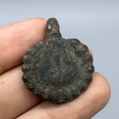 Ancien pendentif amulette