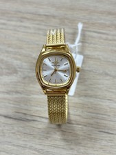 Montre Femme Dorée  Avec Pile