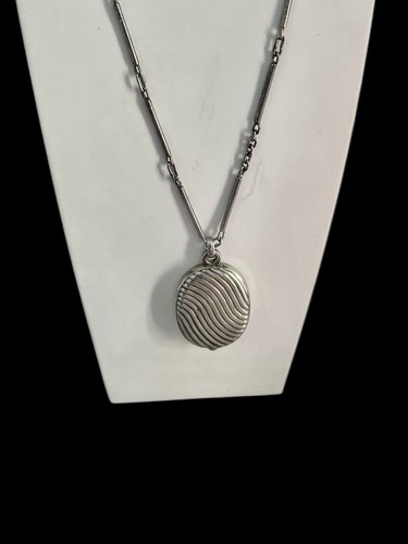Collier pendentif ancien