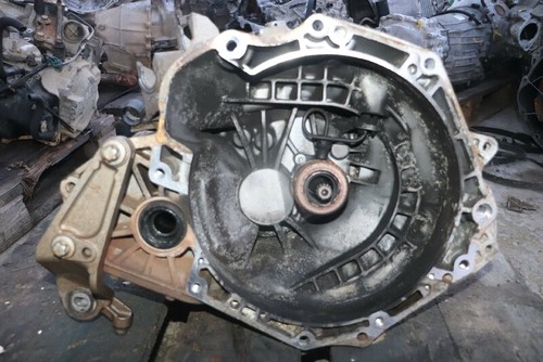 98500215 boite vitesse opel - boite, a