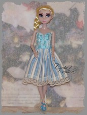  Robe Bleue Dentelle Blanche