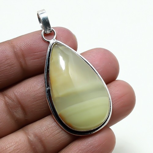 Pendentif pierre précieuse