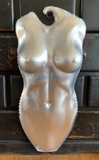 structure porte vêtements en