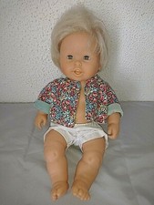 TRES BELLE POUPEE COROLLE EN CAOUTCHOUT n°94E11  yeux dormeur avec cils