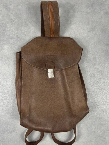 Sac dos cuir marron fait - à,