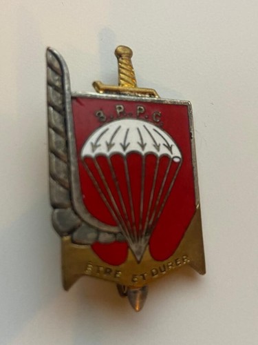 Regiment parachutistes - de,