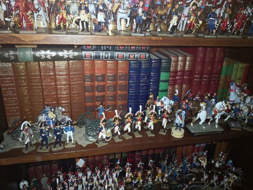 Lot 182 soldats époque - 182,