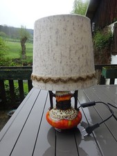 lampe vintage année 70 , très bel état proche du neuf