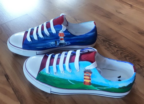 Superbes chaussures baskets - chaussures,
