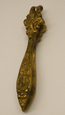 - ANCIEN CASSE NOIX BRONZE XXe