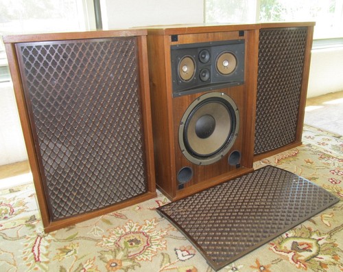 Vintage sansui model - (3),