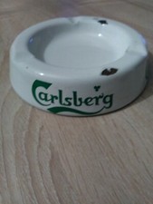 Cendrier publicitaire  en email Carlsberg 