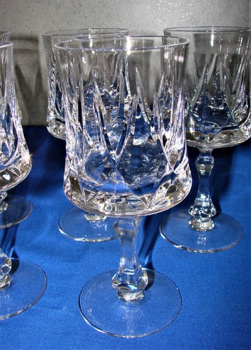 Ancien verre eau cristal - à,