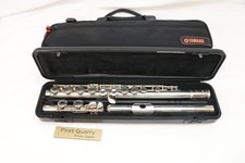 Flûte YAMAHA YFL-221 bon