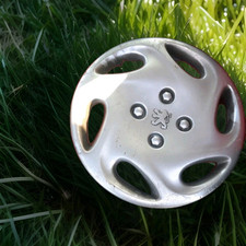 1 enjoliveur Peugeot "Ultime" 206 / 13 pouces