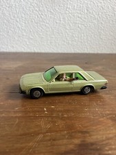  Vintage  -  FIAT 130  berlina