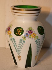 VASE EN VERRE BOHEMIA OVERLAY