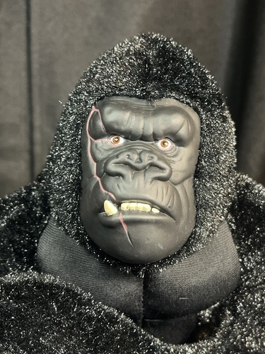Kong plush king - king, by