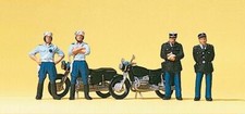 Gendarmerie (4) Avec Motos (2)