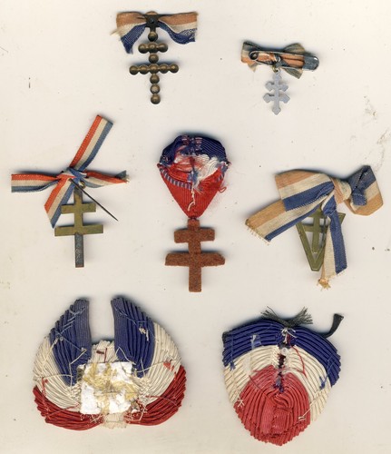 Lot insignes croix - 7,